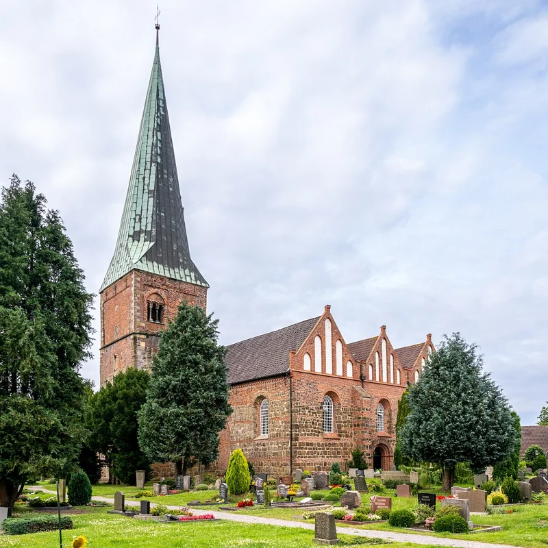 St.-Aegidius-Kirche · Berne – Ortsfoto für die Umzugsseite von Herzig Dienstleistungen