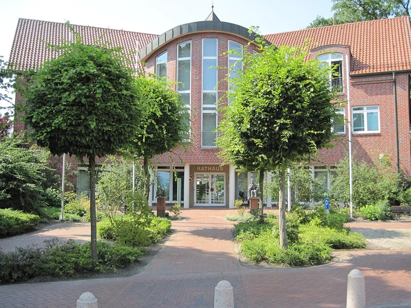 Rathaus · Lindern (Oldenburg) – Ortsfoto für die Umzugsseite von Herzig Dienstleistungen